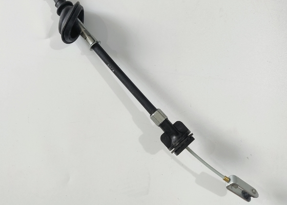 Le câble de commande de l'embrayage Suzuki automobile 23710-74P03